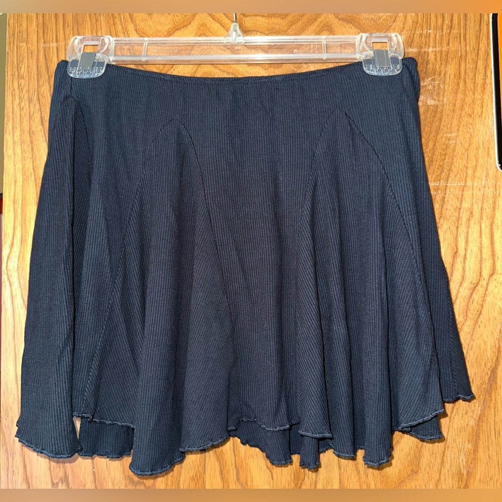 Urban Outfitters skirt - Picture 1 of 3